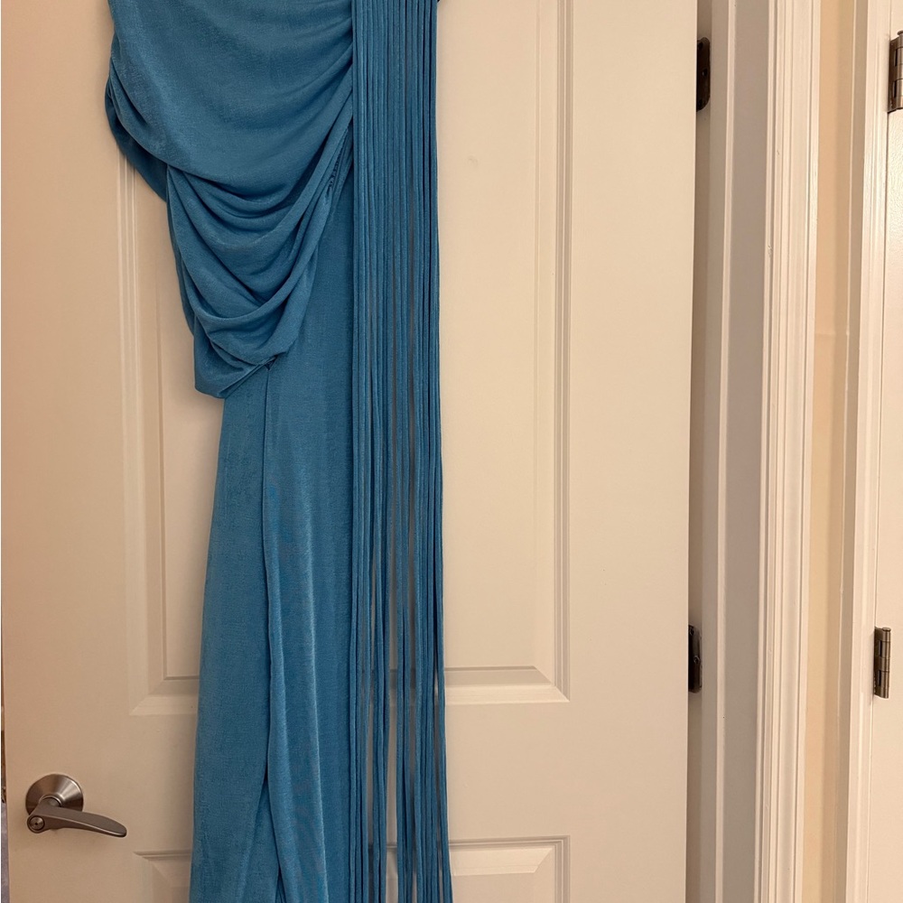 Khanum’s Evening dress - Picture 4 of 4